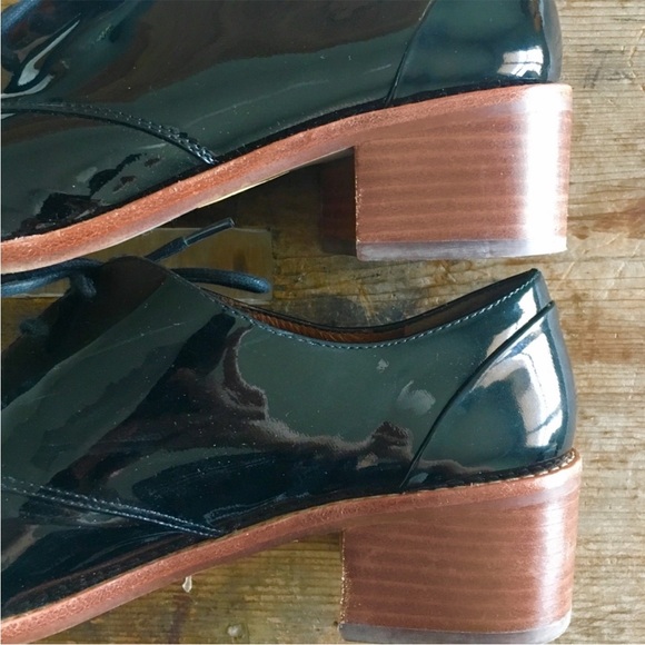 Louise et Cie Patent Leather Heeled Oxfords - Picture 4 of 7